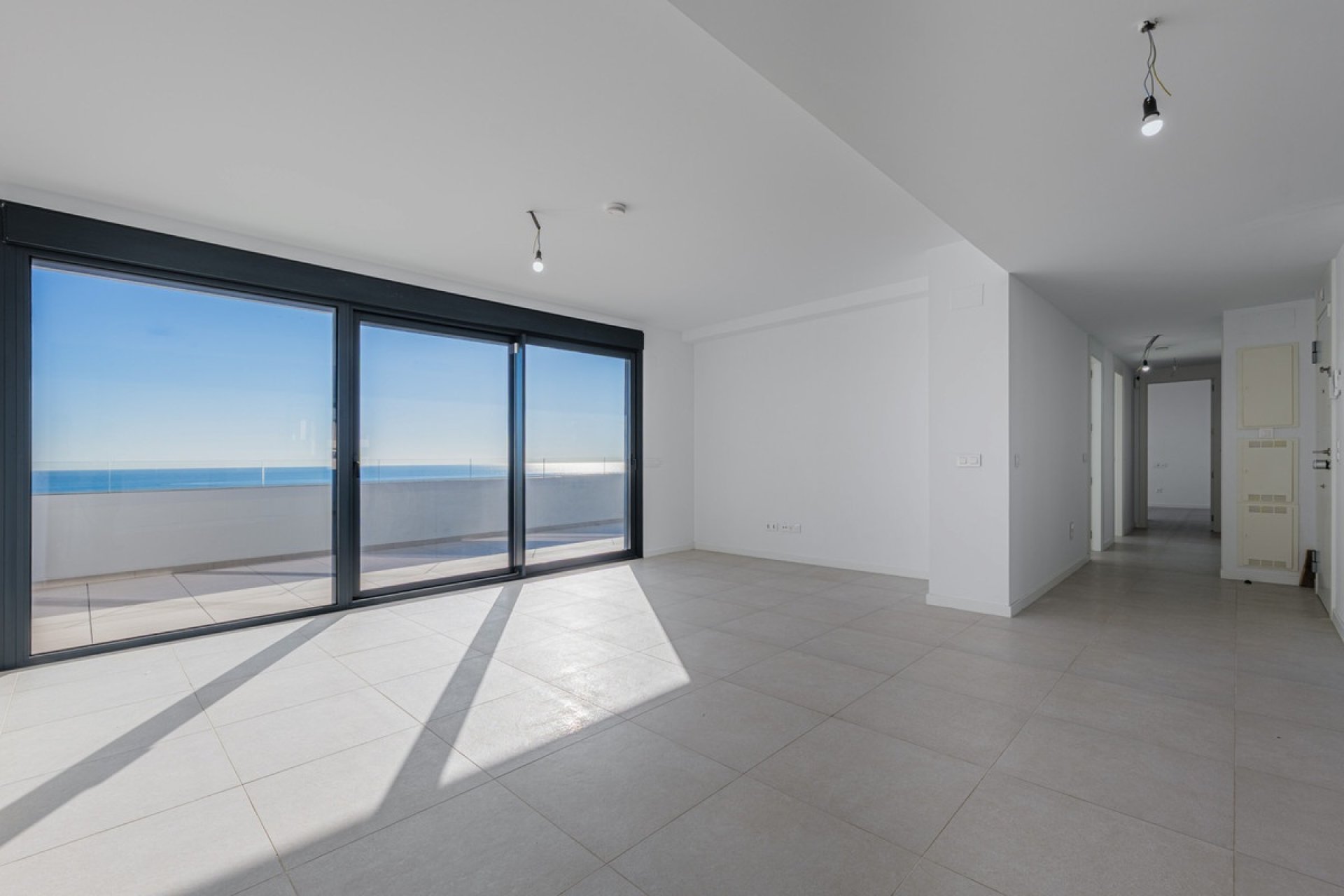 Resale - apartment - Torremolinos - Playamar