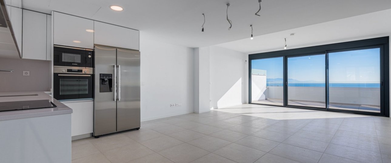 Resale - apartment - Torremolinos - Playamar