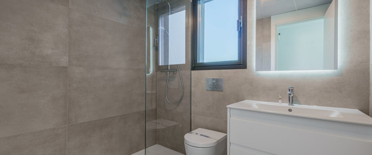 Resale - apartment - Torremolinos - Playamar