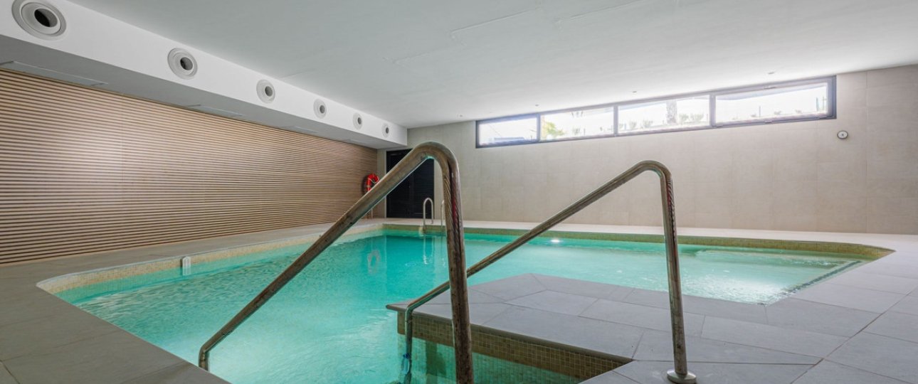 Resale - apartment - Torremolinos - Playamar