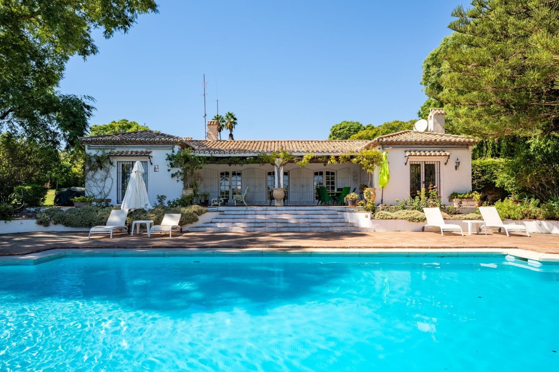 Resale - Country house - Estepona - Cancelada