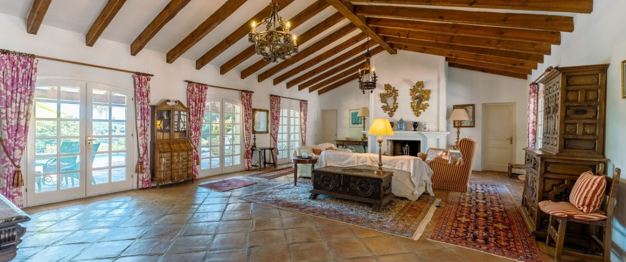 Resale - Country house - Estepona - Cancelada