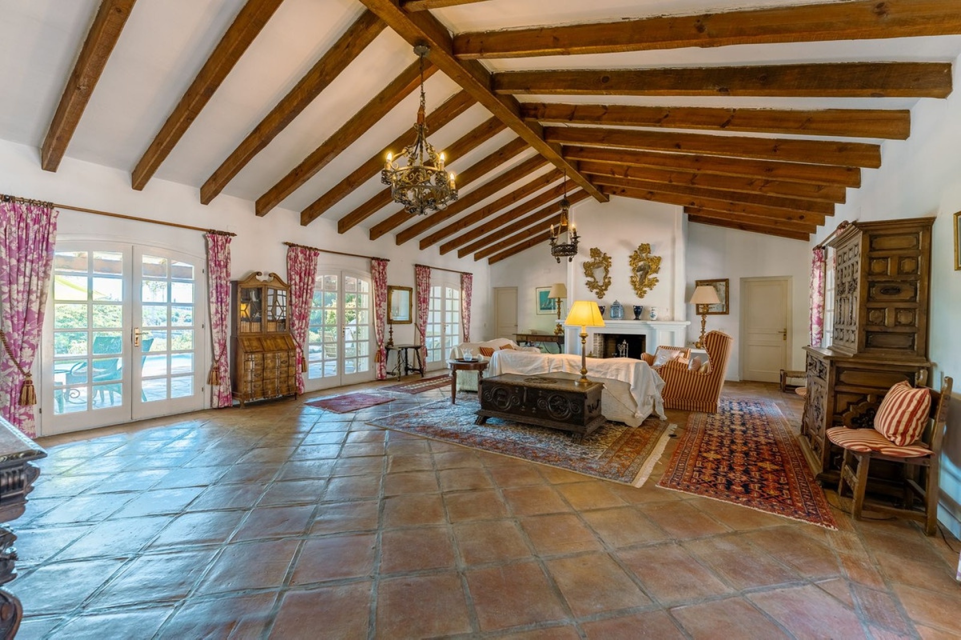 Resale - Country house - Estepona - Cancelada