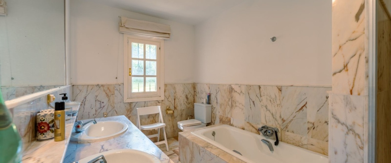 Resale - Country house - Estepona - Cancelada
