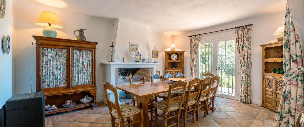 Resale - Country house - Estepona - Cancelada