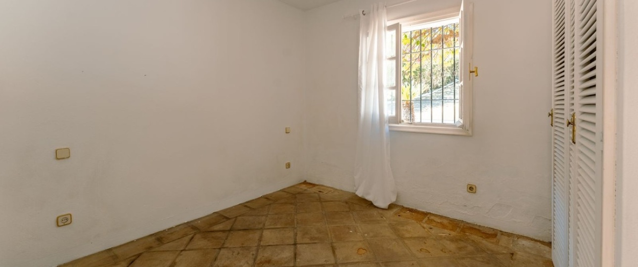 Resale - Country house - Estepona - Cancelada
