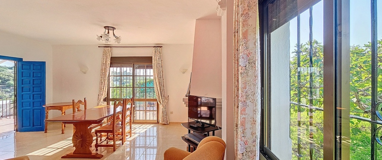 Resale - Country house - Estepona - El Padron