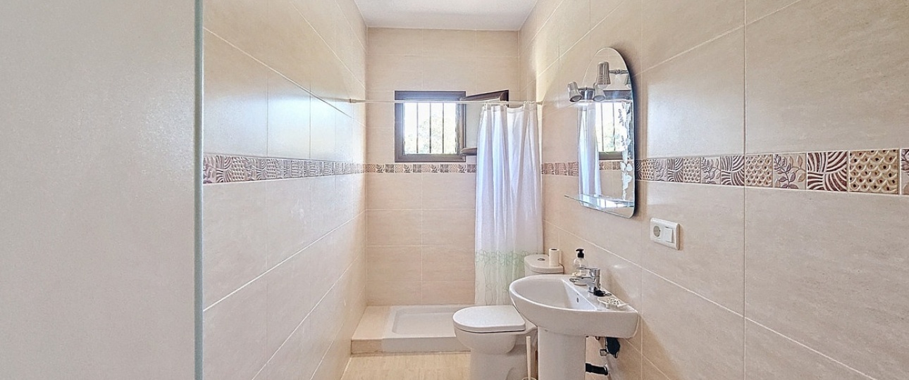 Resale - Country house - Estepona - El Padron