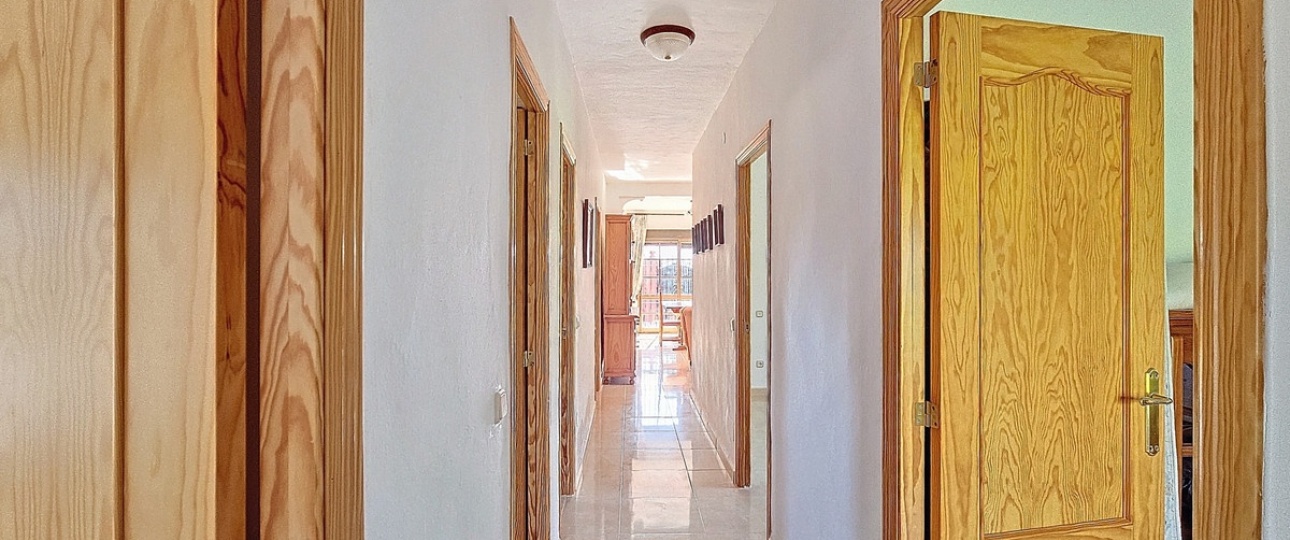 Resale - Country house - Estepona - El Padron