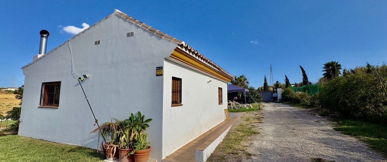 Resale - Country house - Estepona - El Padron