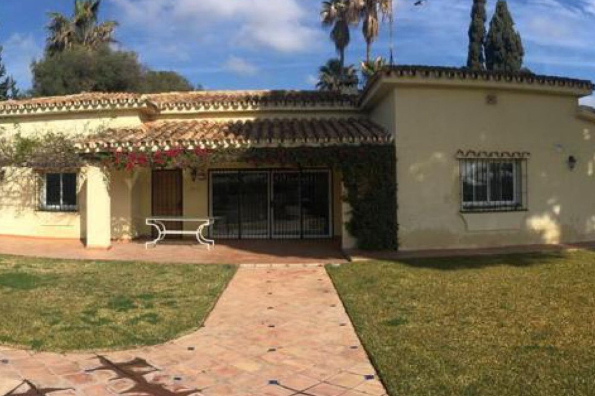 Resale - Country house - Estepona - Estepona Centro