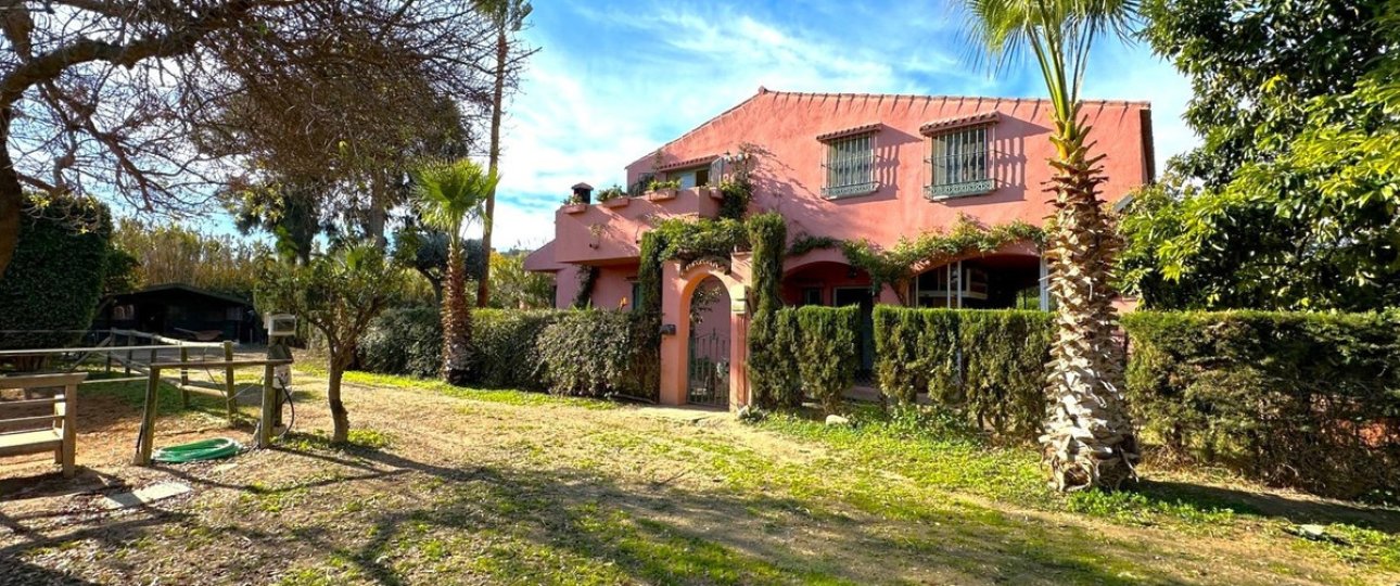 Resale - Country house - Estepona - Estepona Centro