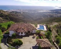 Resale - Country house - Estepona - Estepona Centro