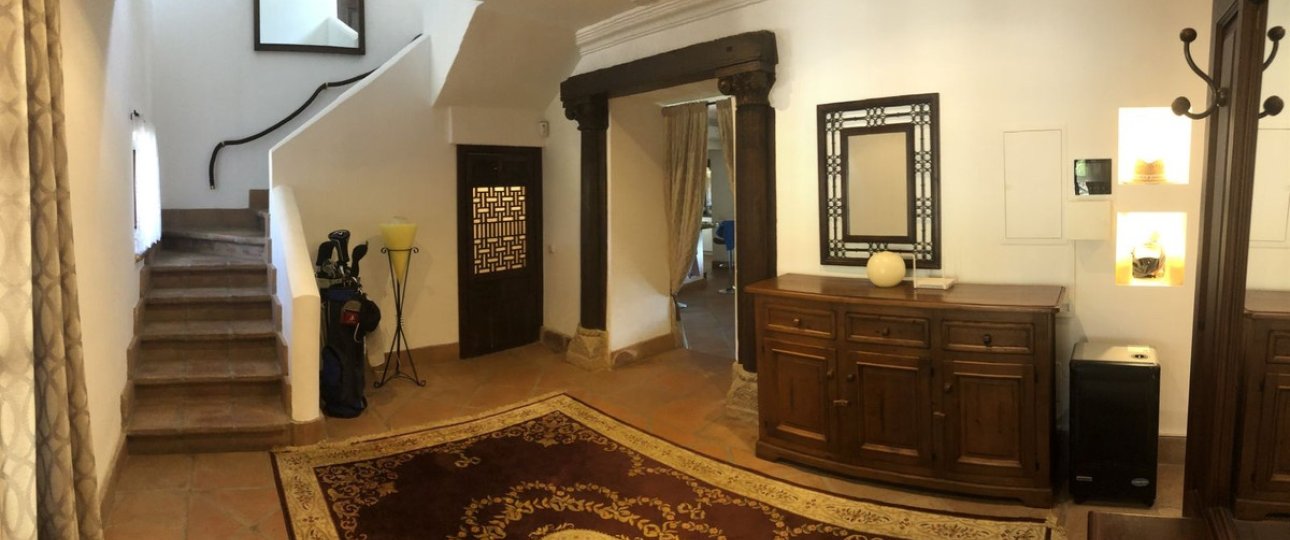 Resale - Country house - Estepona - Estepona Centro