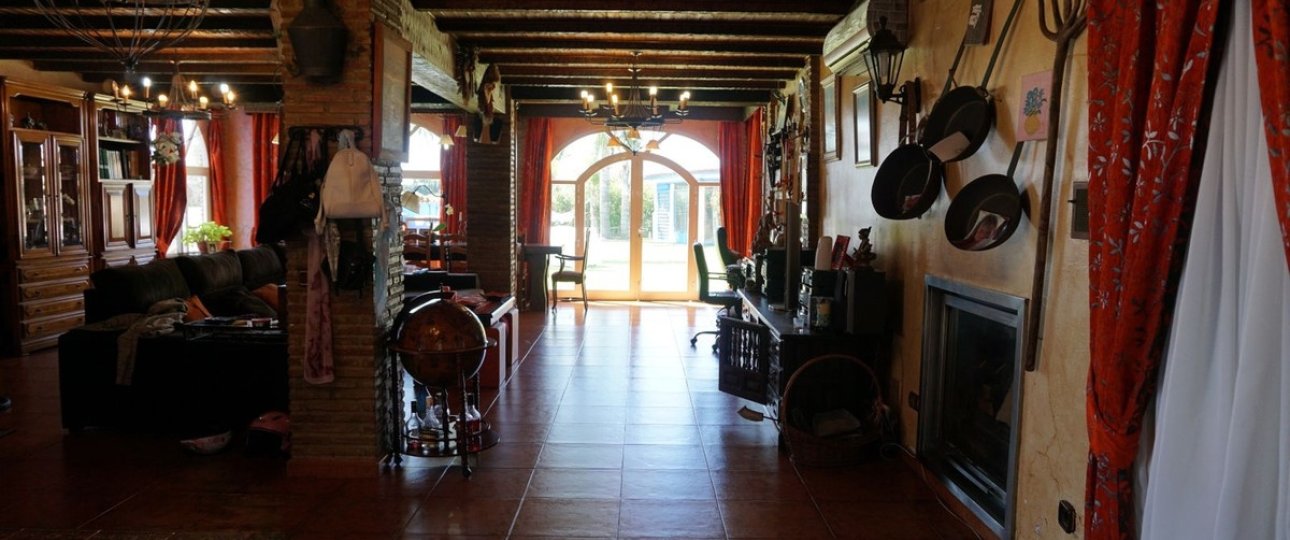 Resale - Country house - Estepona - Estepona Centro