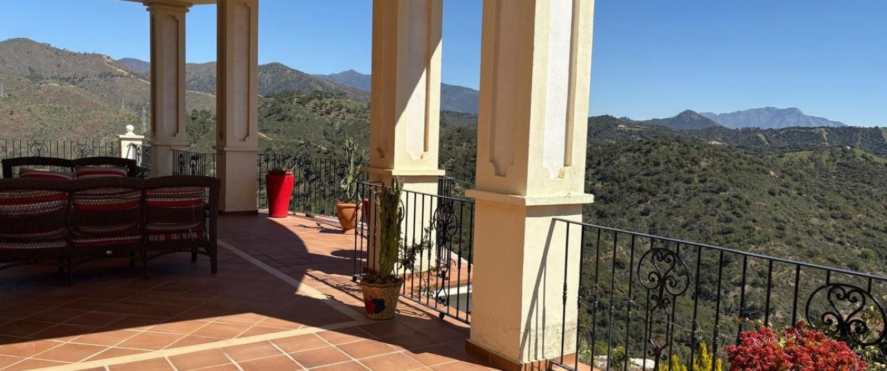 Resale - Country house - Estepona - Estepona Centro