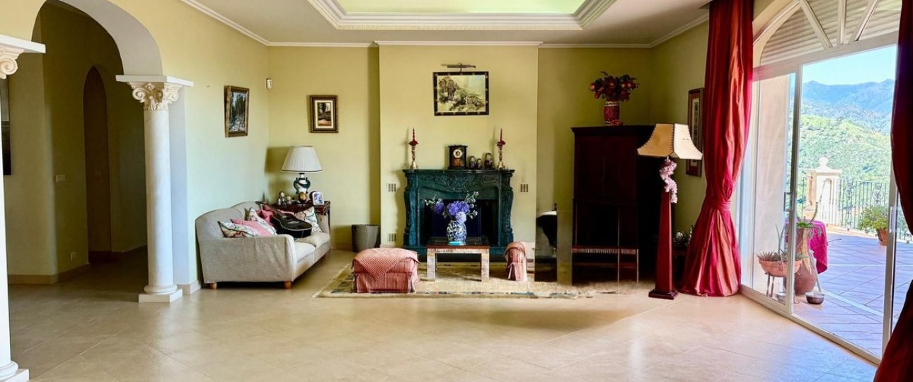 Resale - Country house - Estepona - Estepona Centro