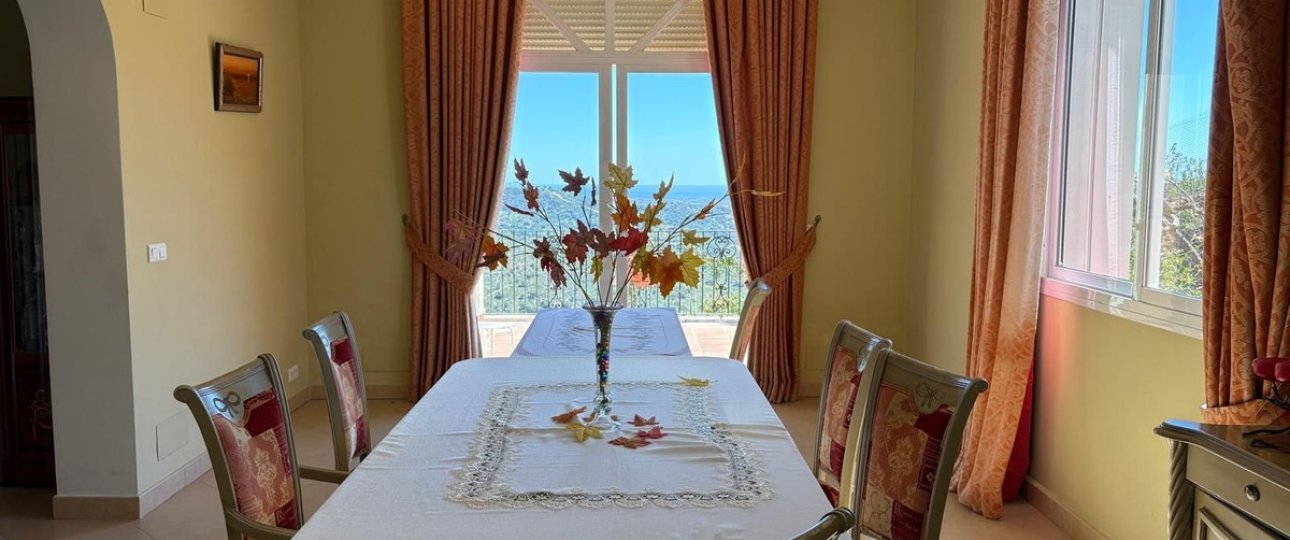 Resale - Country house - Estepona - Estepona Centro