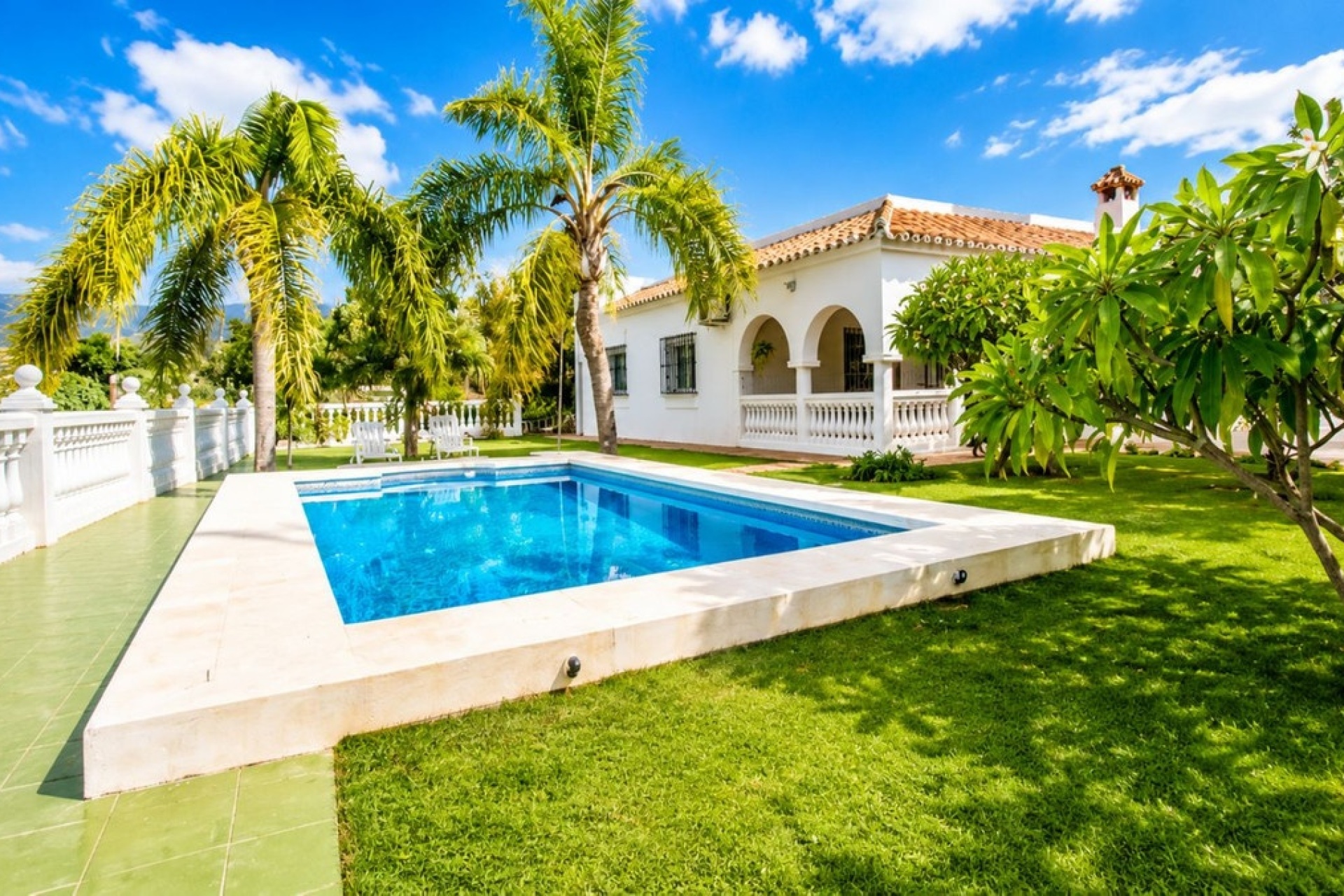 Resale - Country house - Estepona - Estepona Centro