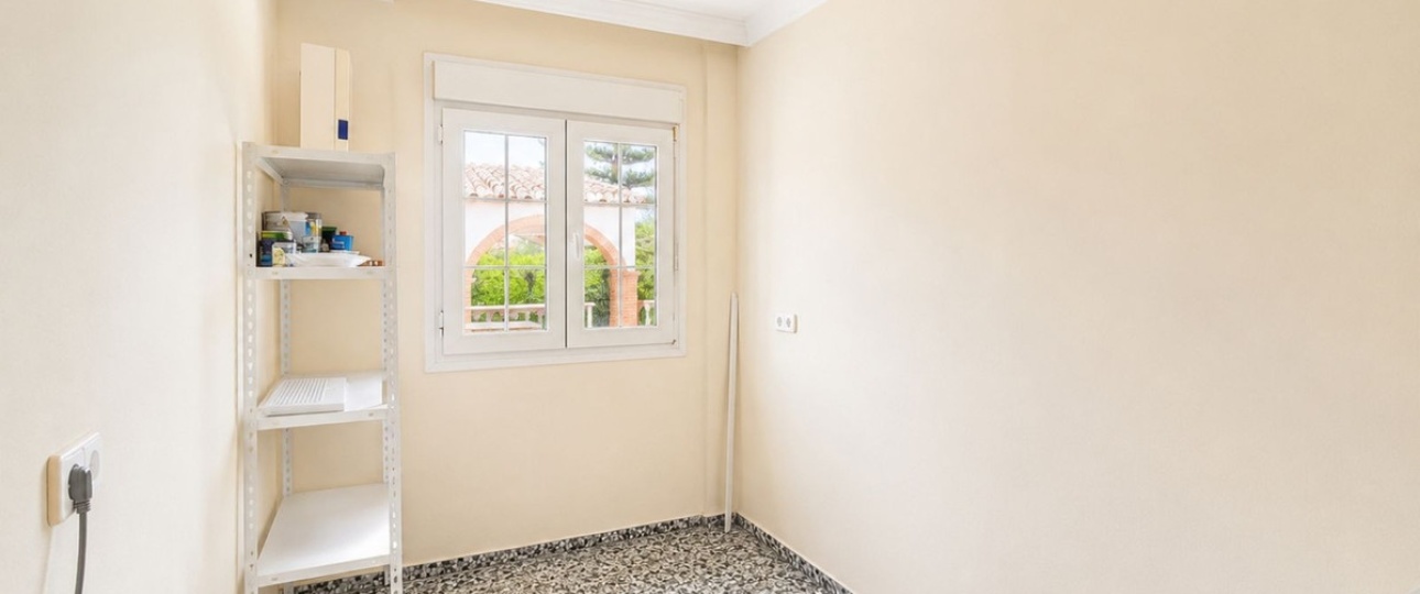 Resale - Country house - Estepona - Estepona Centro