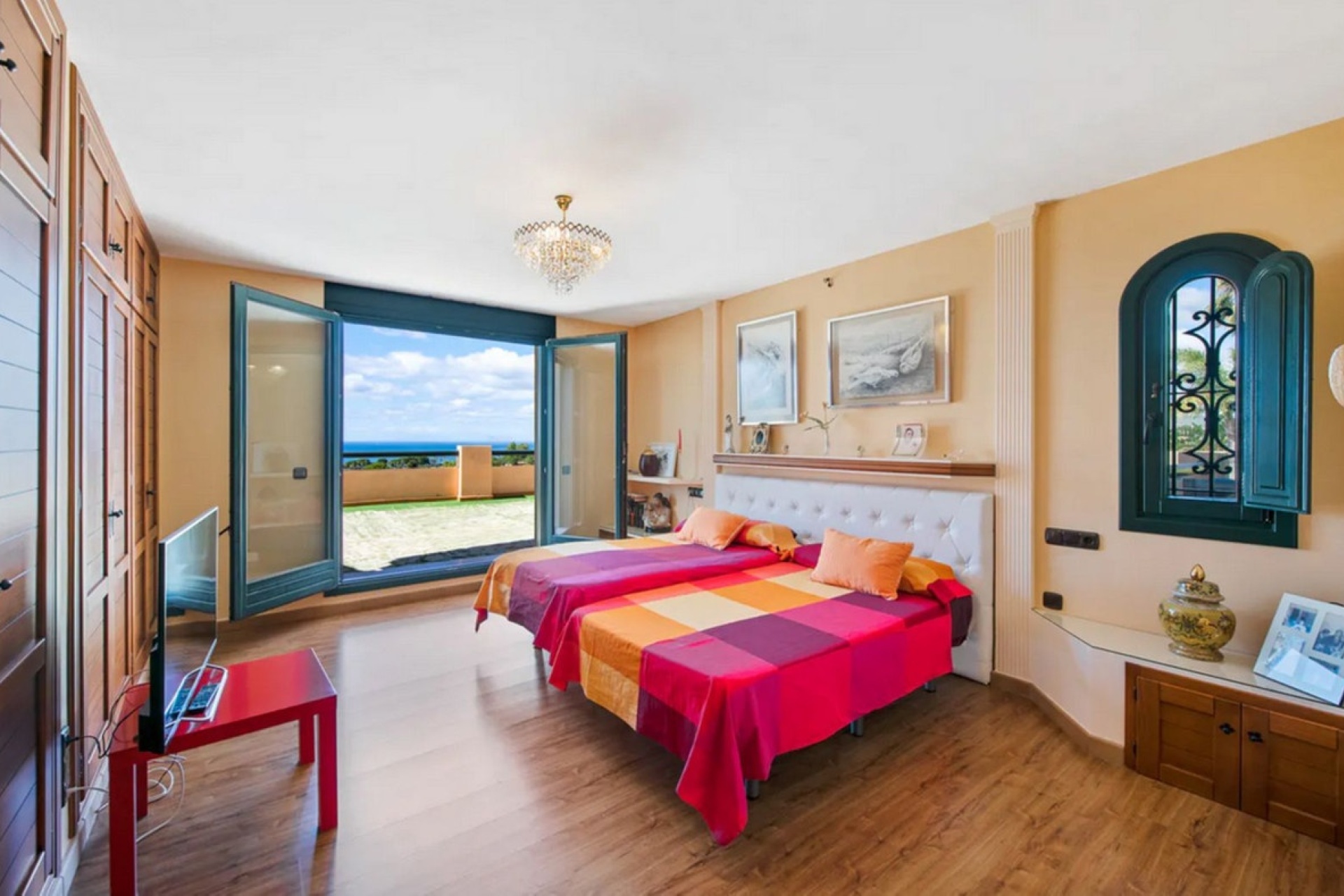 Resale - Country house - Estepona - Estepona Centro