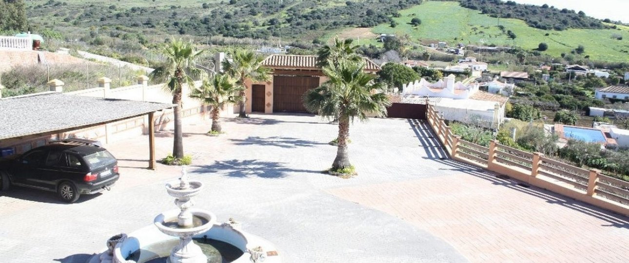 Resale - Country house - Estepona - Estepona Centro