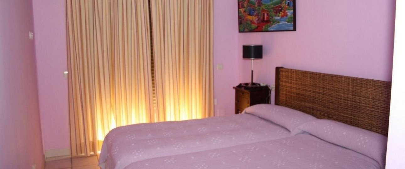 Resale - Country house - Estepona - Estepona Centro