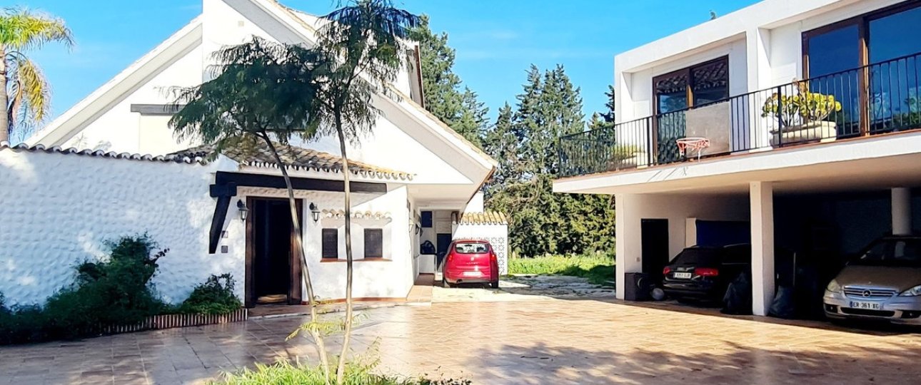 Resale - Country house - Marbella - Las Chapas