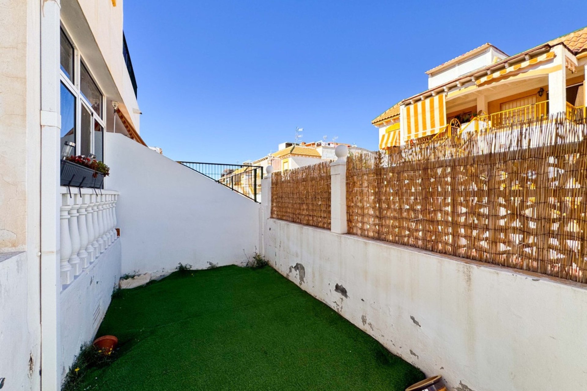 Resale - Town house - Alicante City - Parque de las Naciones