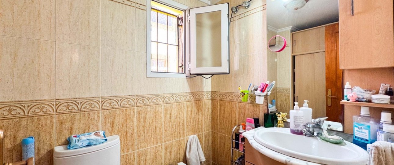 Resale - Town house - Alicante City - Parque de las Naciones