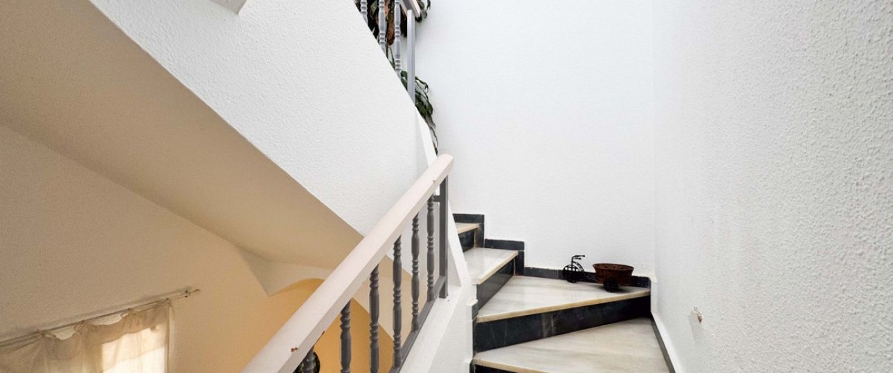 Resale - Town house - Alicante City - Parque de las Naciones