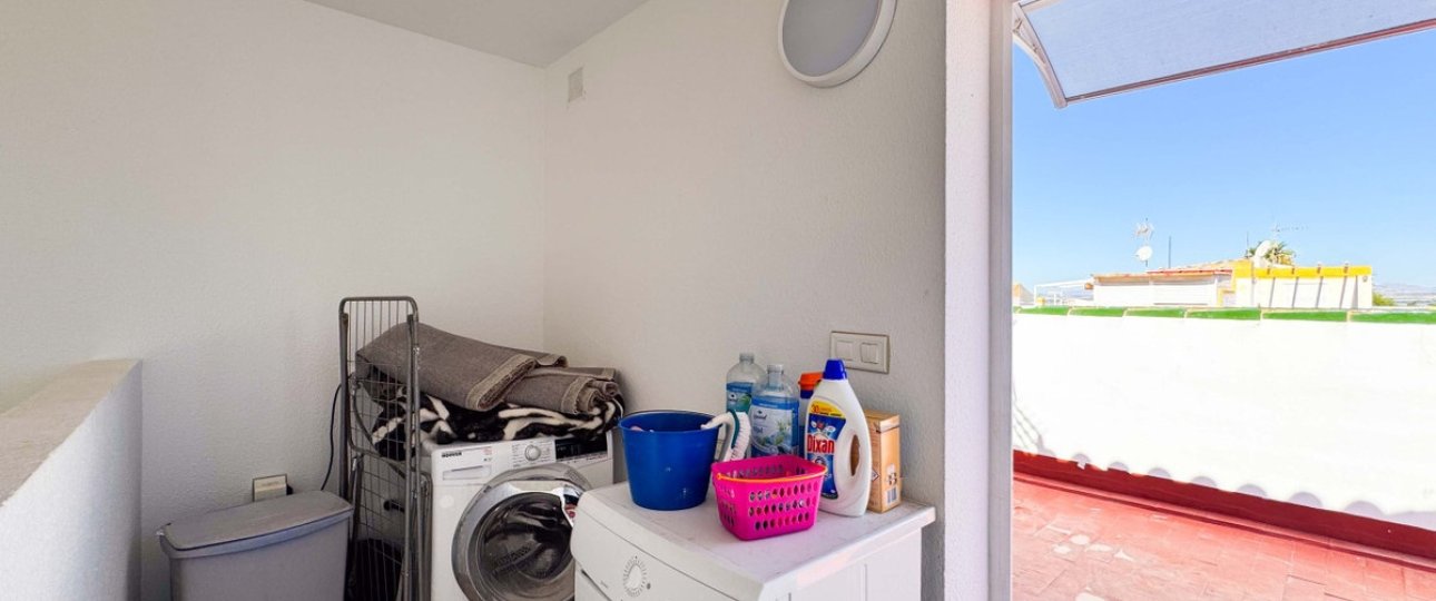 Resale - Town house - Alicante City - Parque de las Naciones