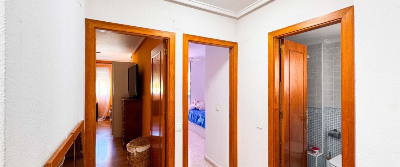 Resale - Town house - Alicante City - Parque de las Naciones