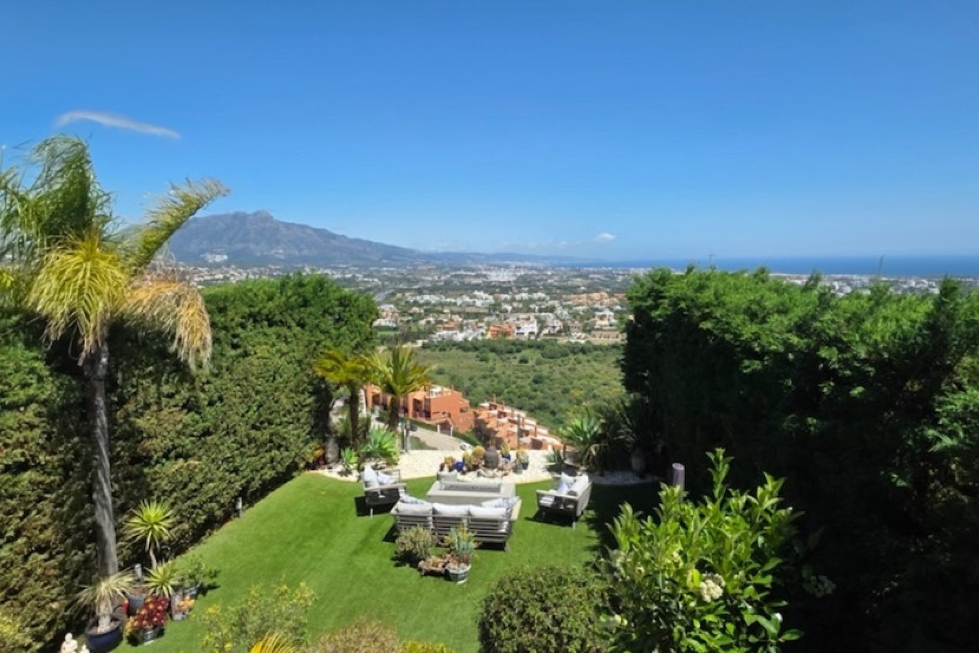 Resale - Town house - Benahavís - Benahavís Centro