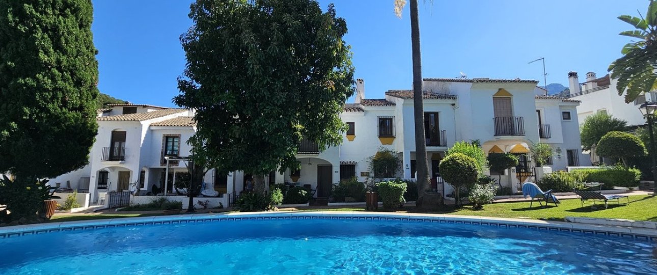 Resale - Town house - Benahavís - Benahavís Centro