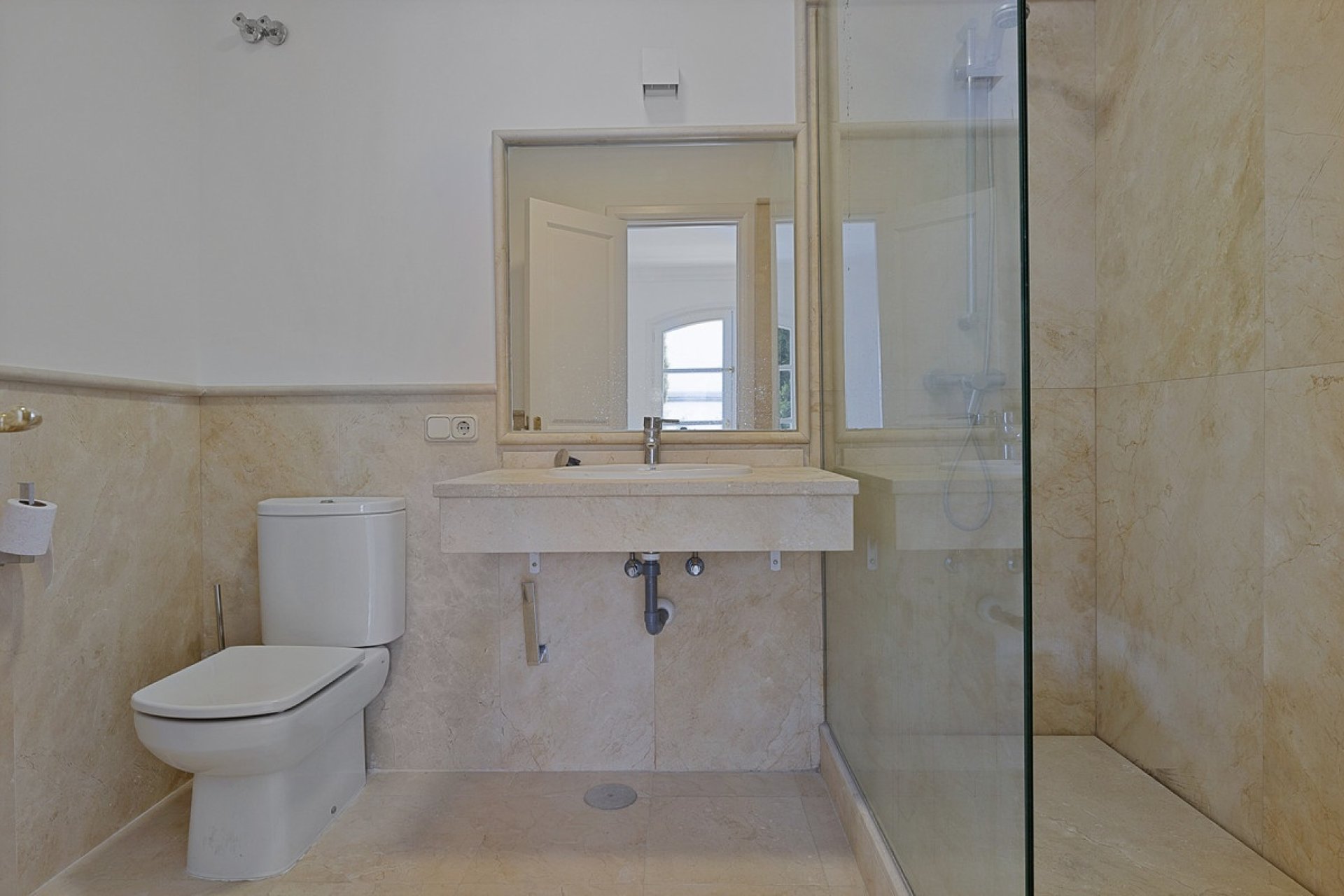 Resale - Town house - Benahavís - Benahavís Centro