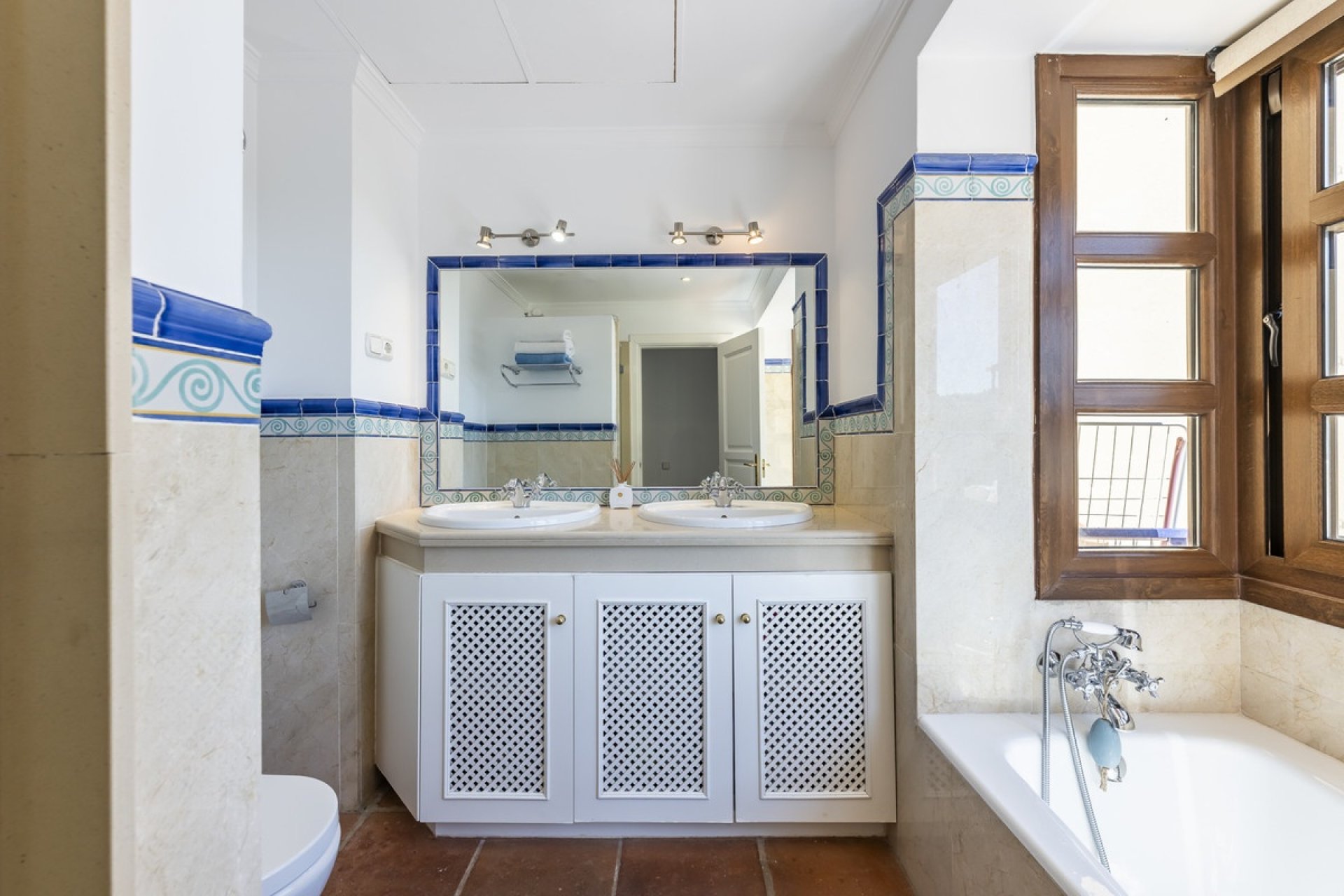 Resale - Town house - Benahavís - Benahavís Centro