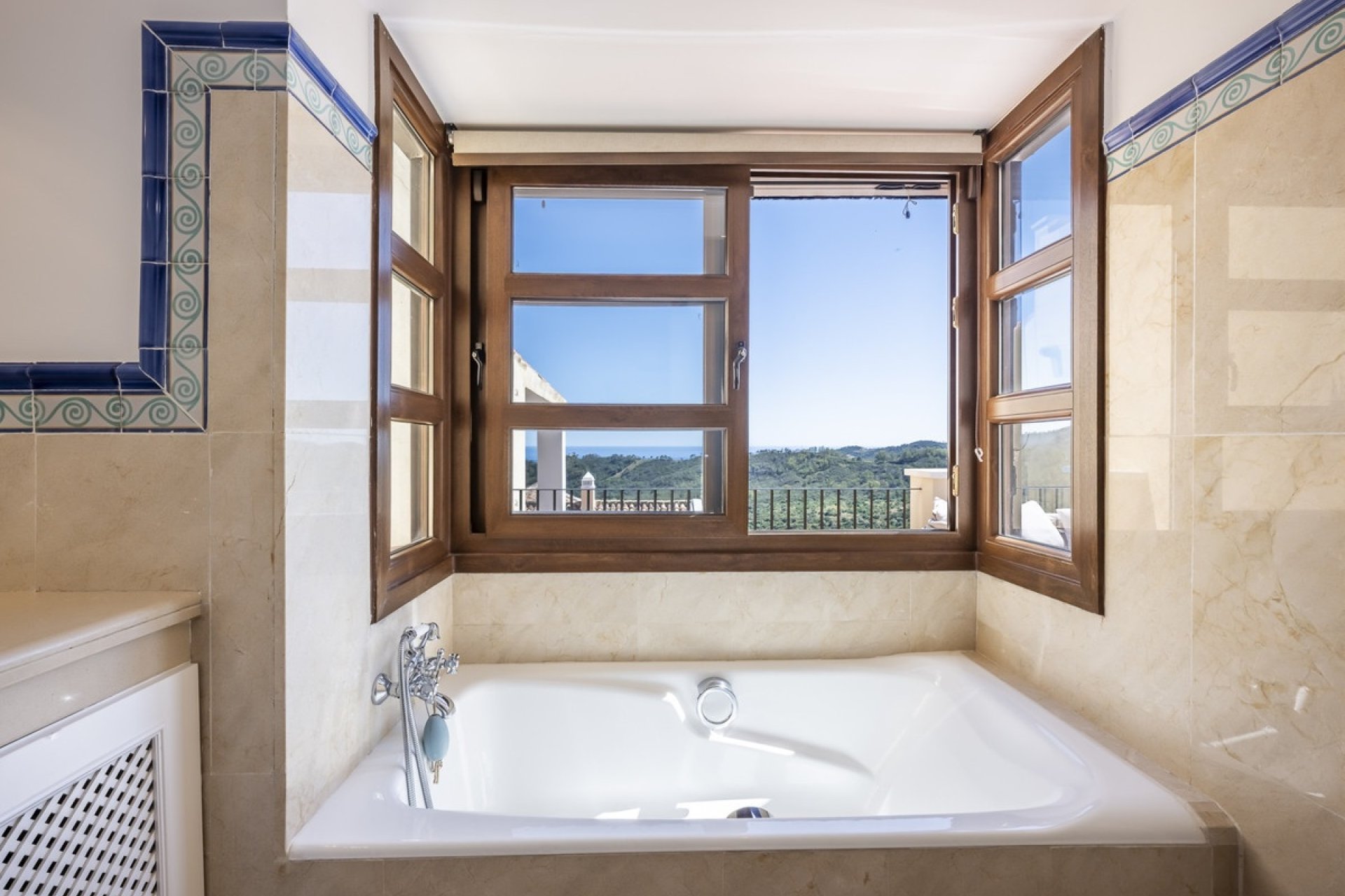 Resale - Town house - Benahavís - Benahavís Centro