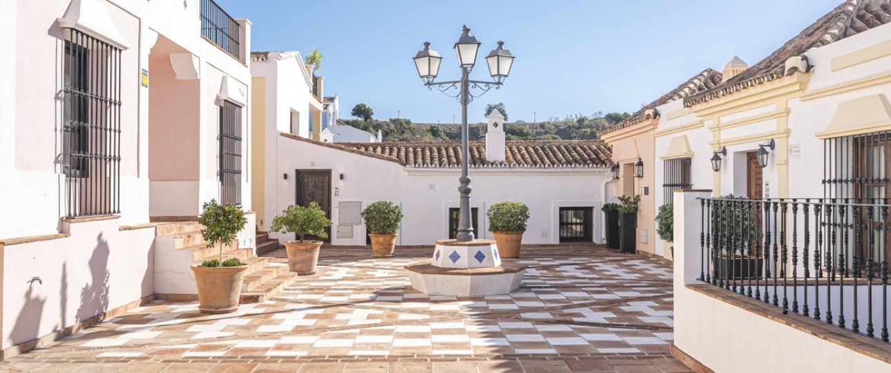 Resale - Town house - Benahavís - Benahavís Centro