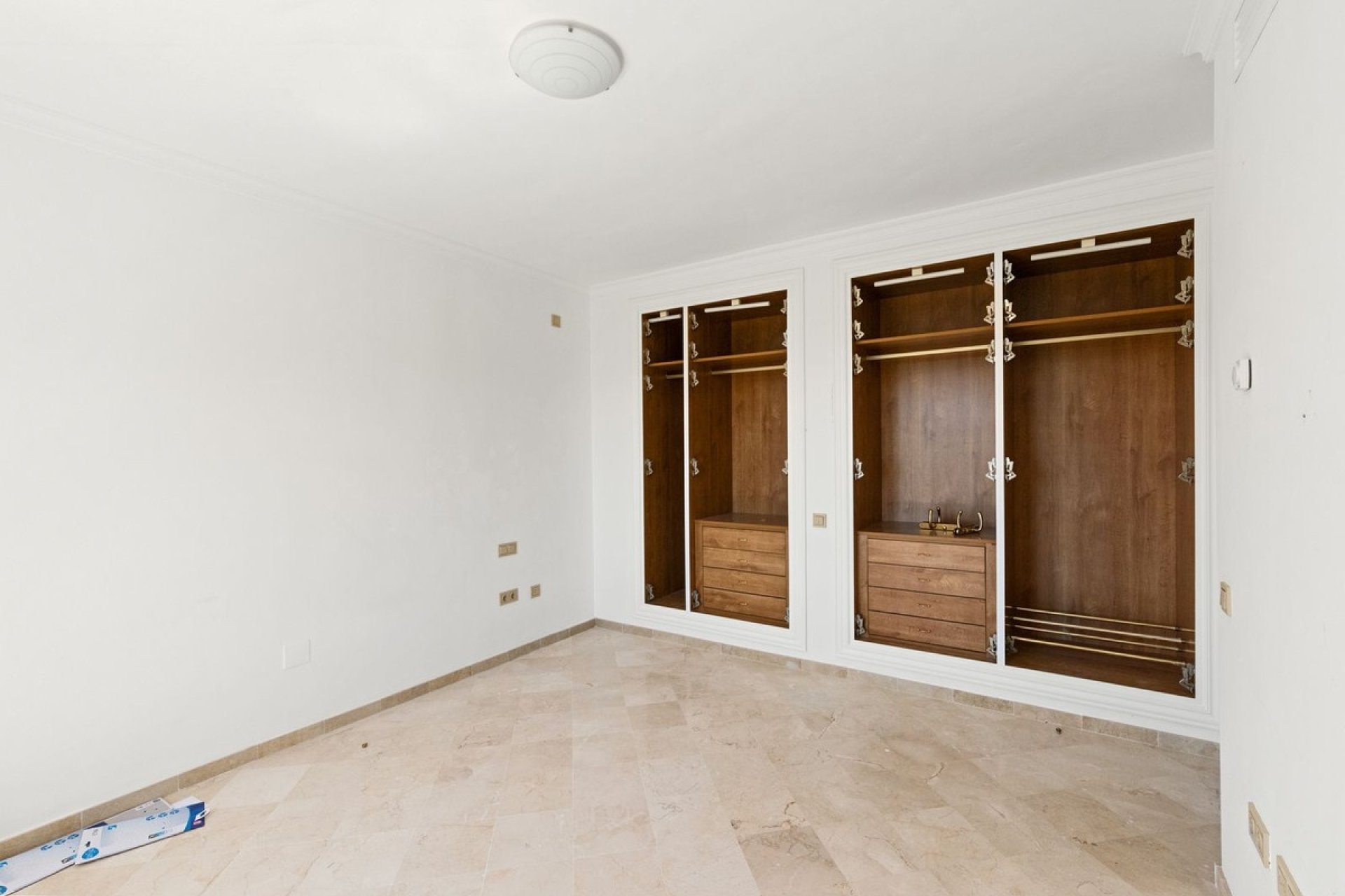 Resale - Town house - Benahavís - Benahavís Centro