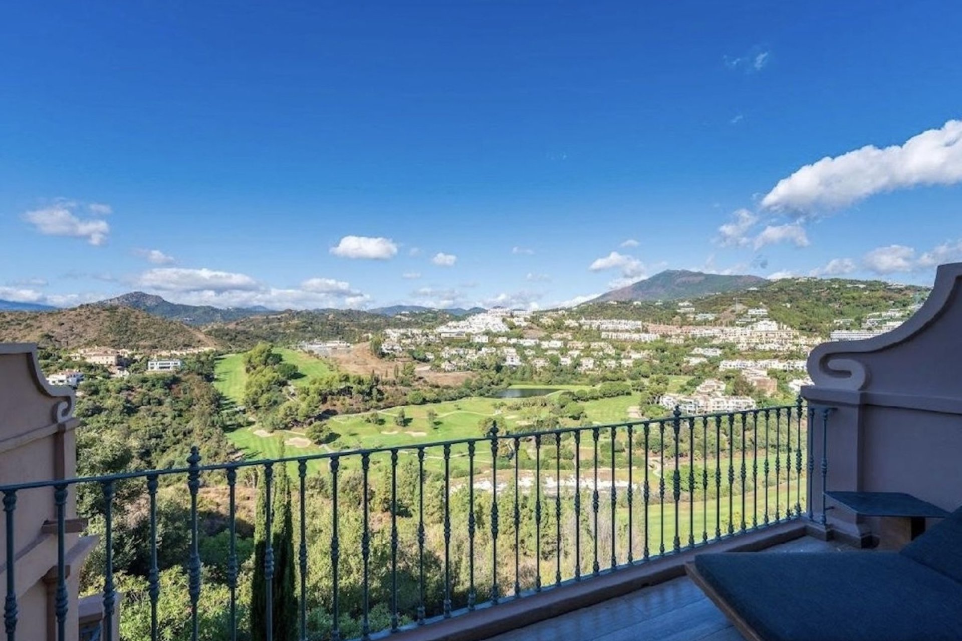 Resale - Town house - Benahavís - Benahavís Centro