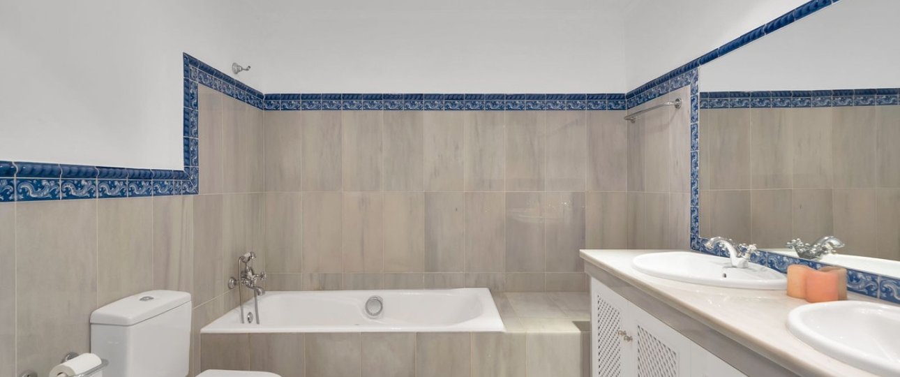 Resale - Town house - Benahavís - Benahavís Centro