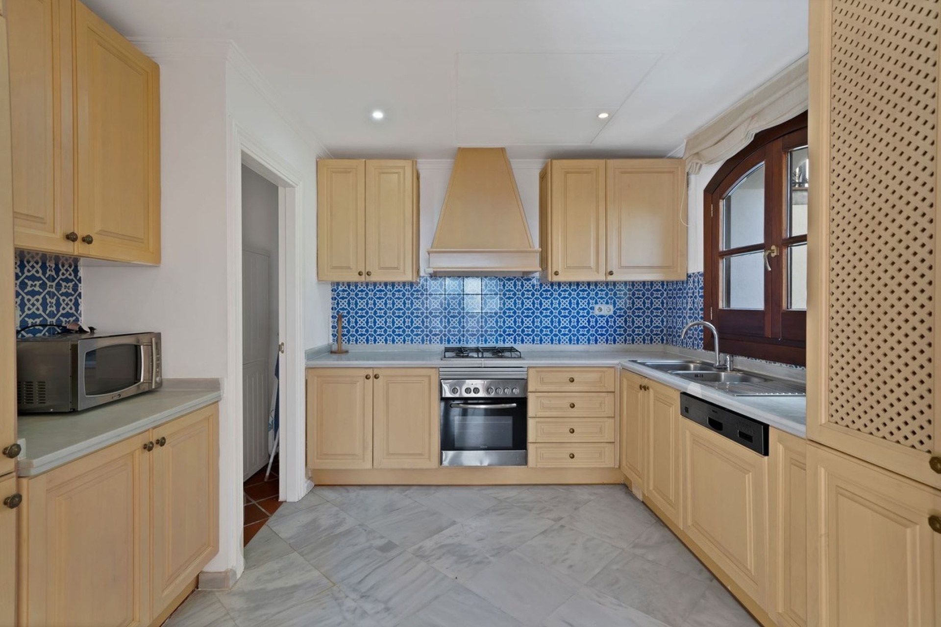 Resale - Town house - Benahavís - Benahavís Centro