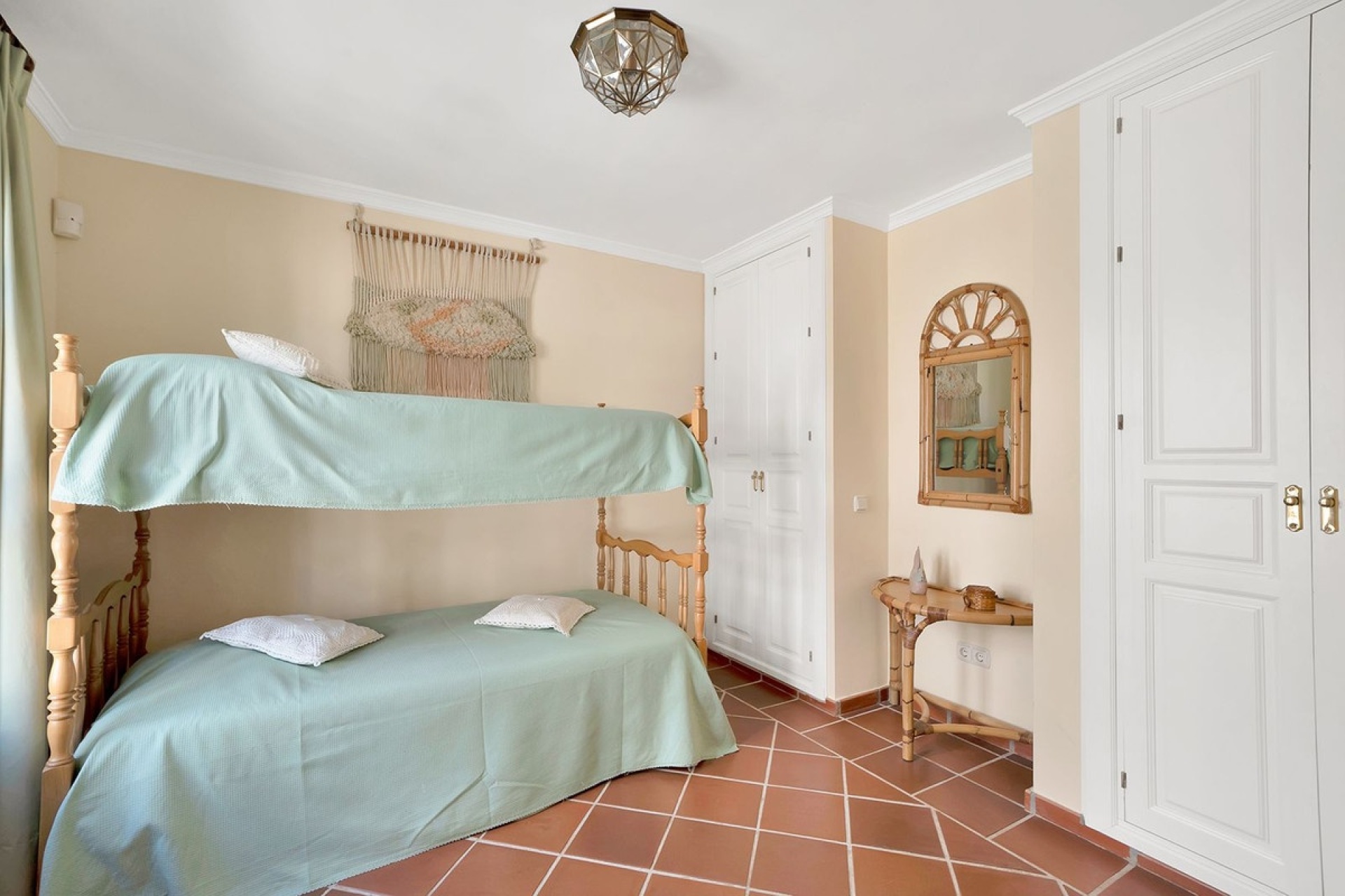 Resale - Town house - Benahavís - Benahavís Centro