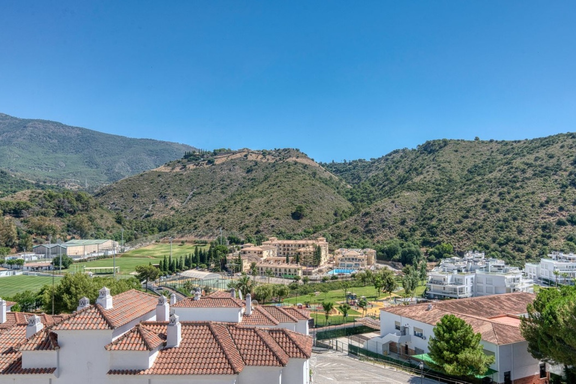 Resale - Town house - Benahavís - Benahavís Centro