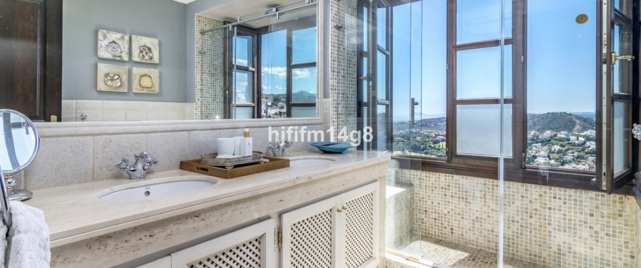 Resale - Town house - Benahavís - La Heredia