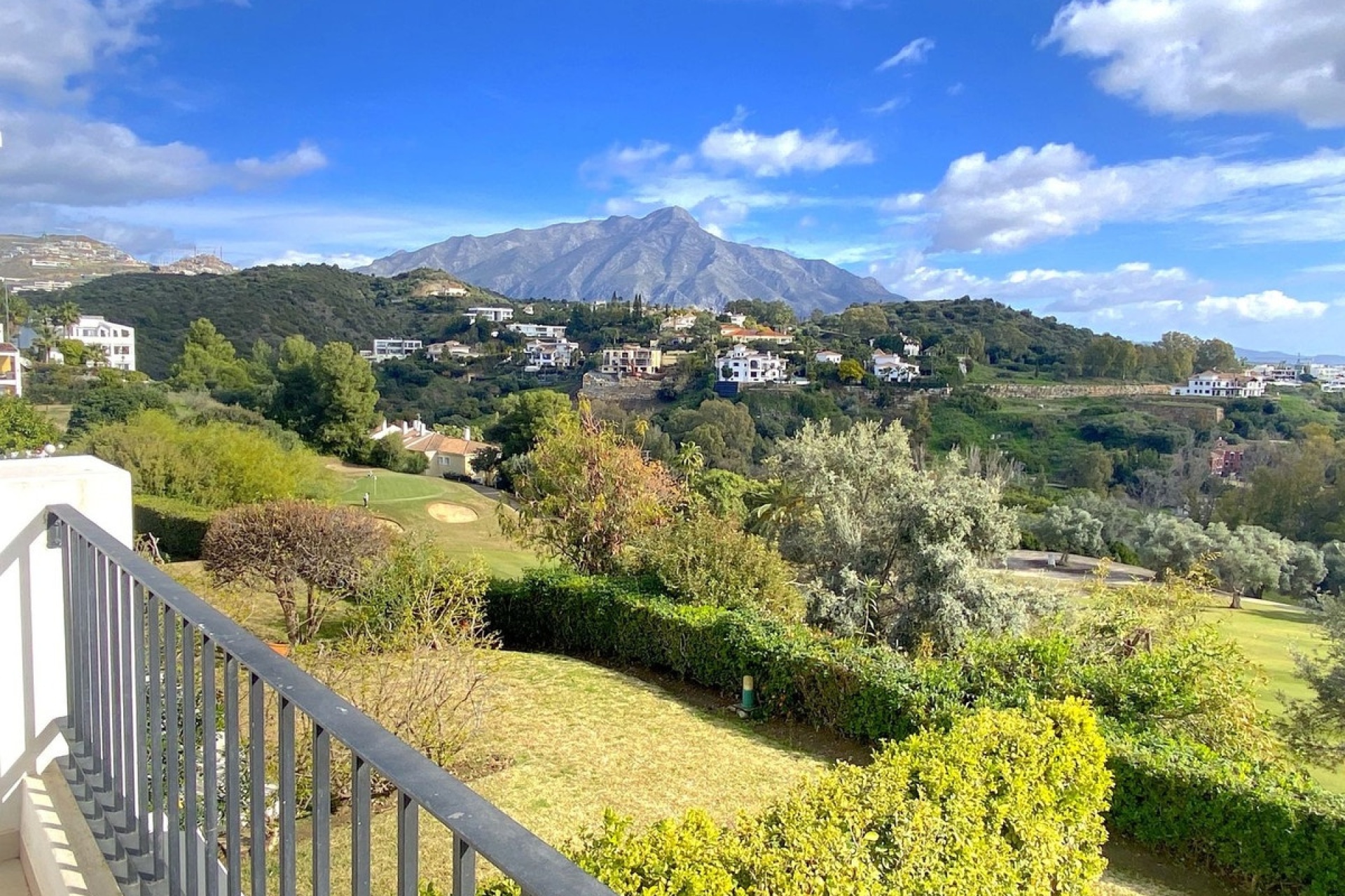 Resale - Town house - Benahavís - La Quinta