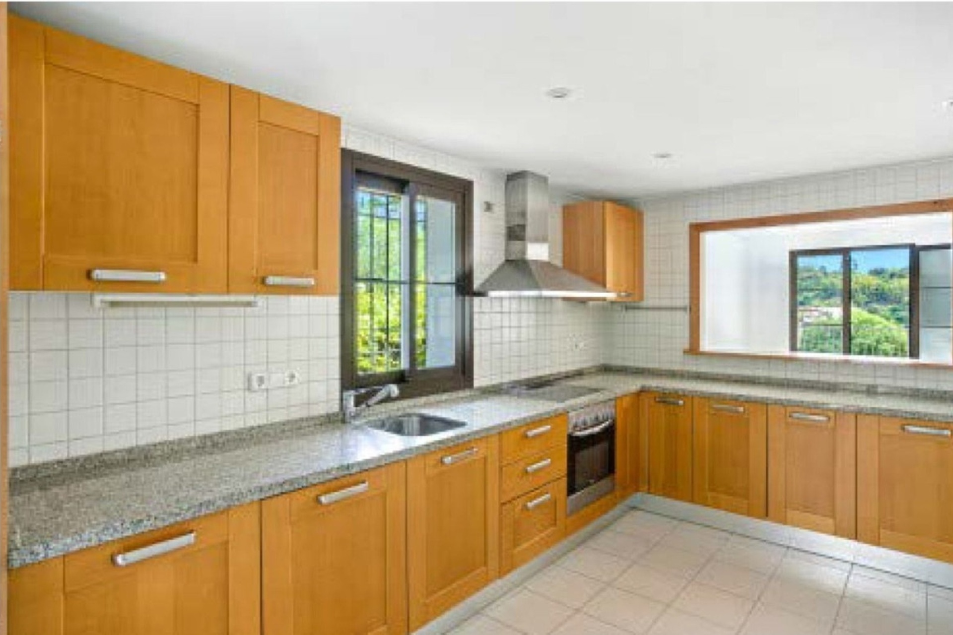 Resale - Town house - Benahavís - Los Arqueros