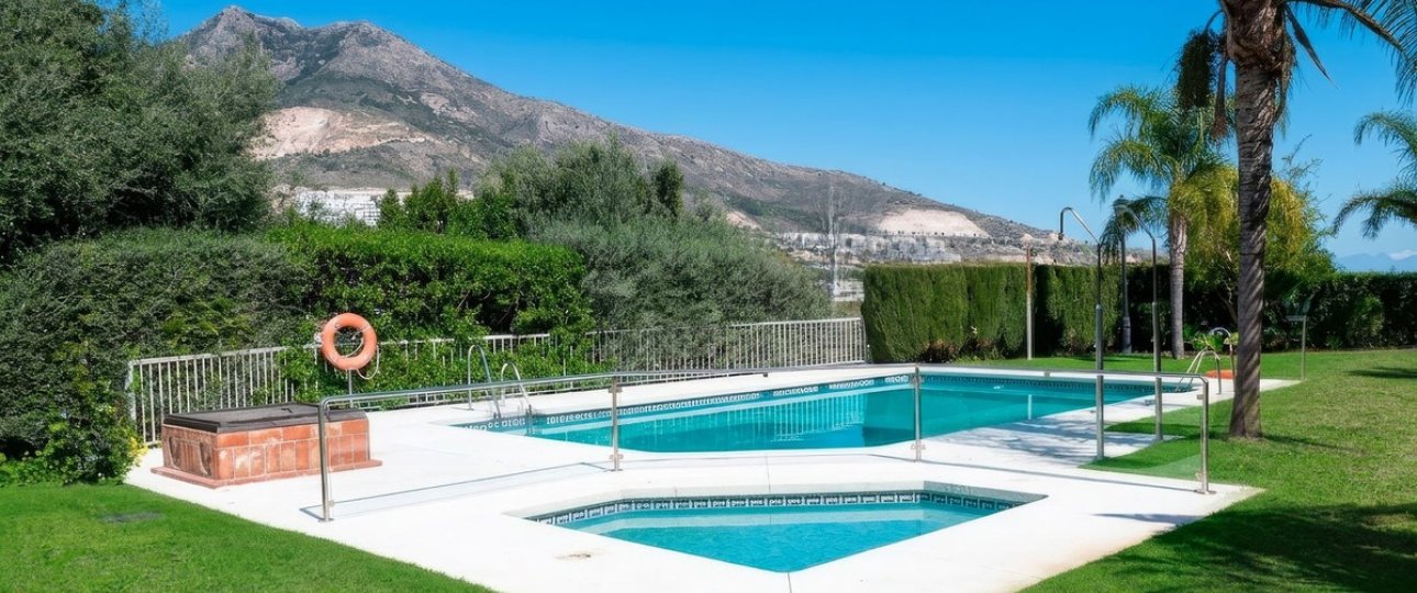 Resale - Town house - Benalmadena - Benalmadena Pueblo