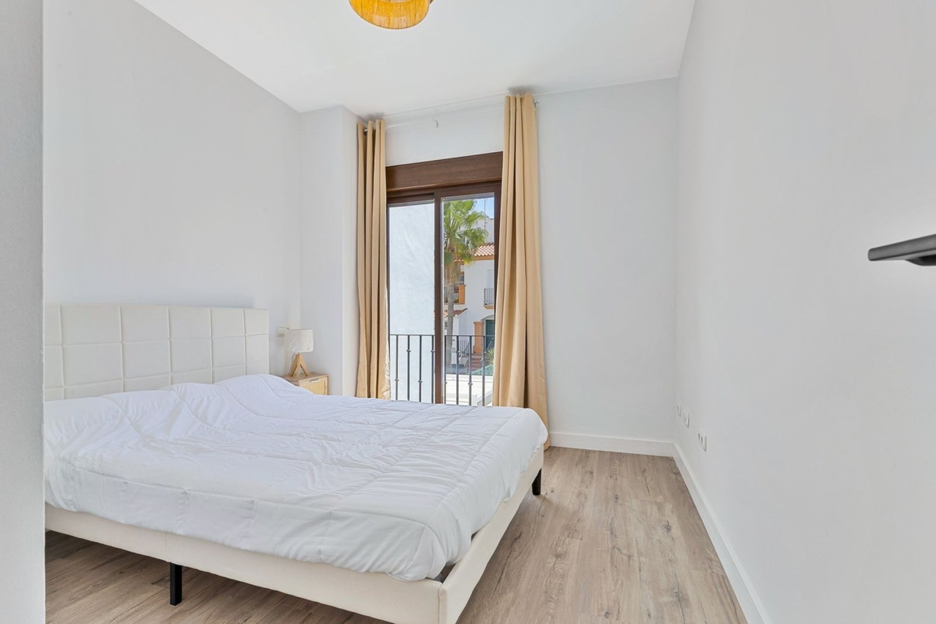 Resale - Town house - Casares - Casares Playa